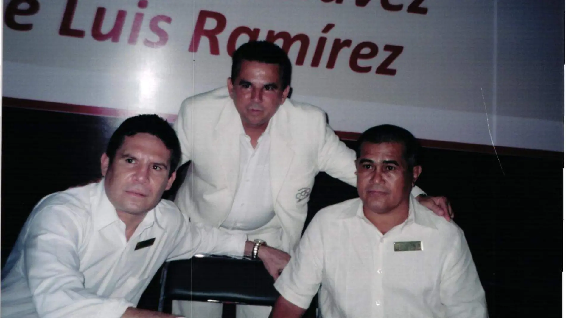 JOSÉ Luis Ramírez, al lado de JC Chávez.